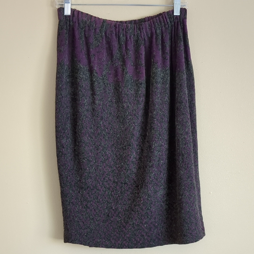 Small Pull On Gray Purple Sweater Skirt